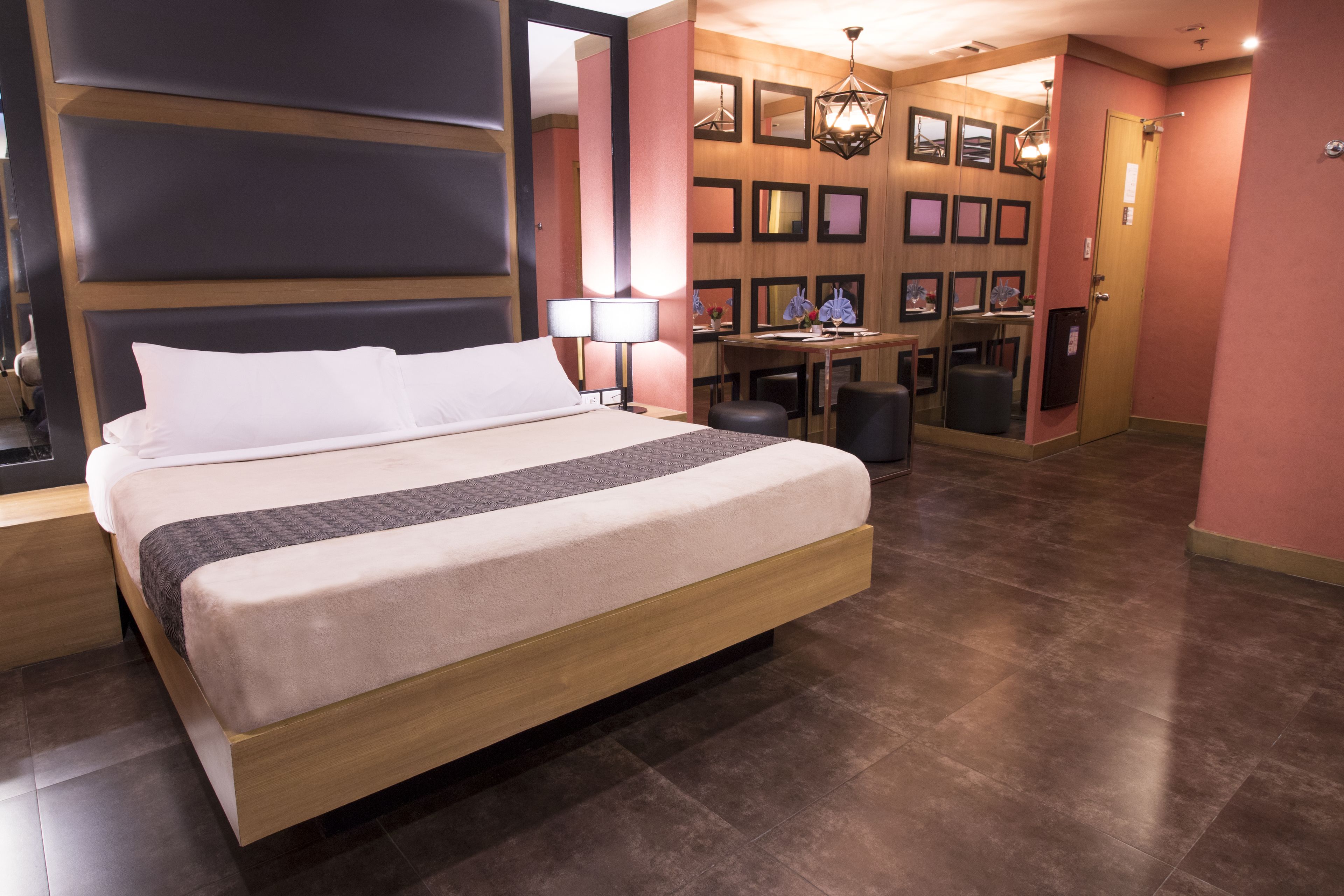 Photo - Victoria Court Malabon