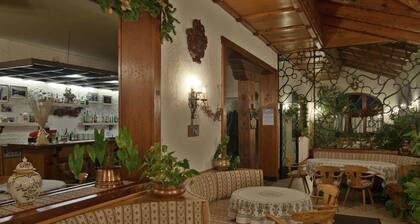 Hotel Rutzer