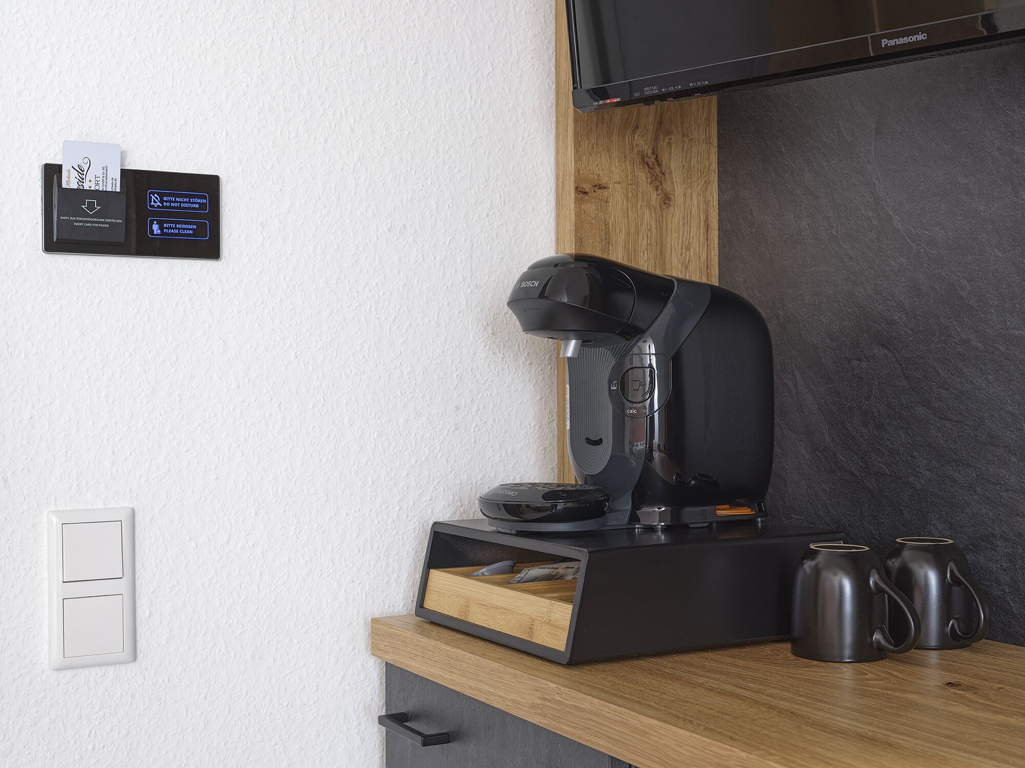 double room, ensuite, lake view | room amenity