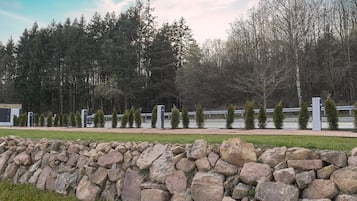 Premium Mobile Home, Lake View (Wohnmobil-Stellplatz) | Exterior