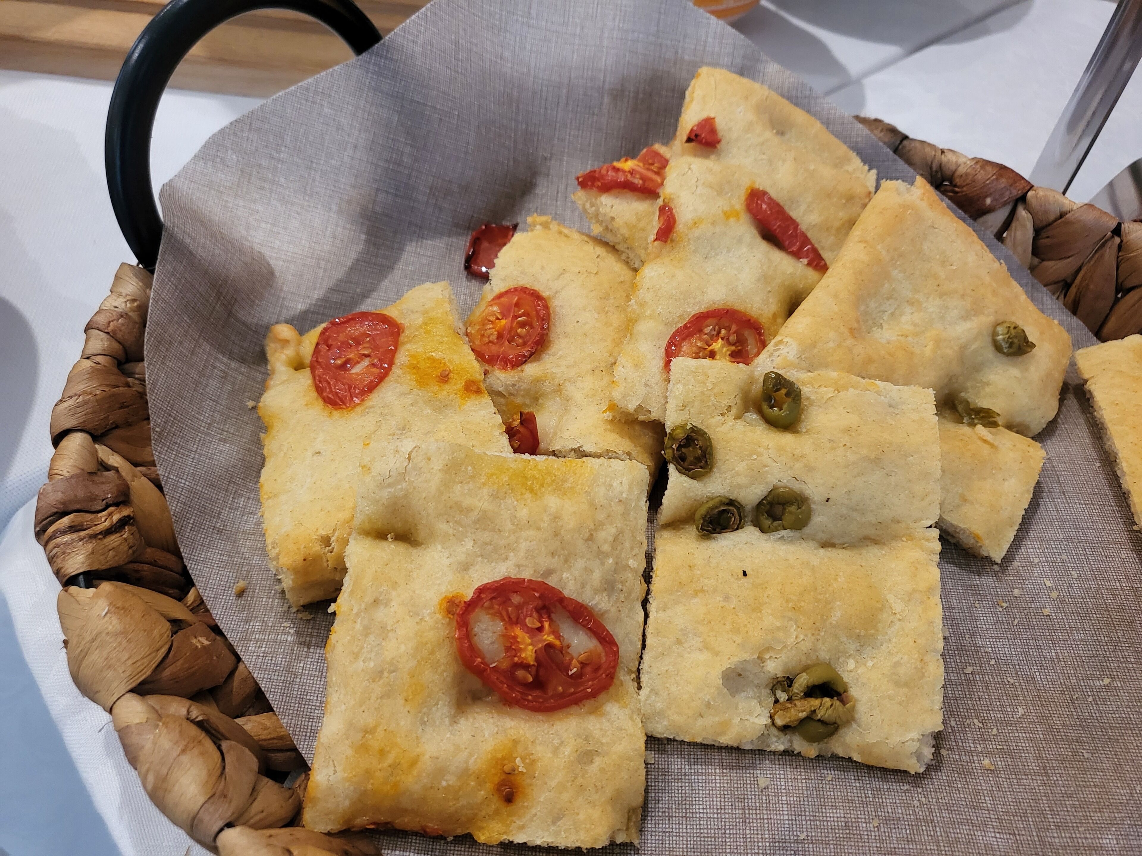 daily continental breakfast (eur 12 per person)