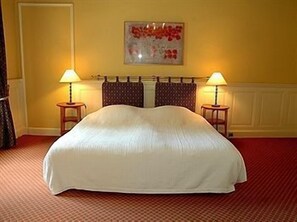 Comfort-Doppelzimmer | Schreibtisch, Bügeleisen/Bügelbrett, Zustellbetten, kostenloses WLAN