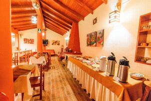 Desayuno buffet incluido todos los días 