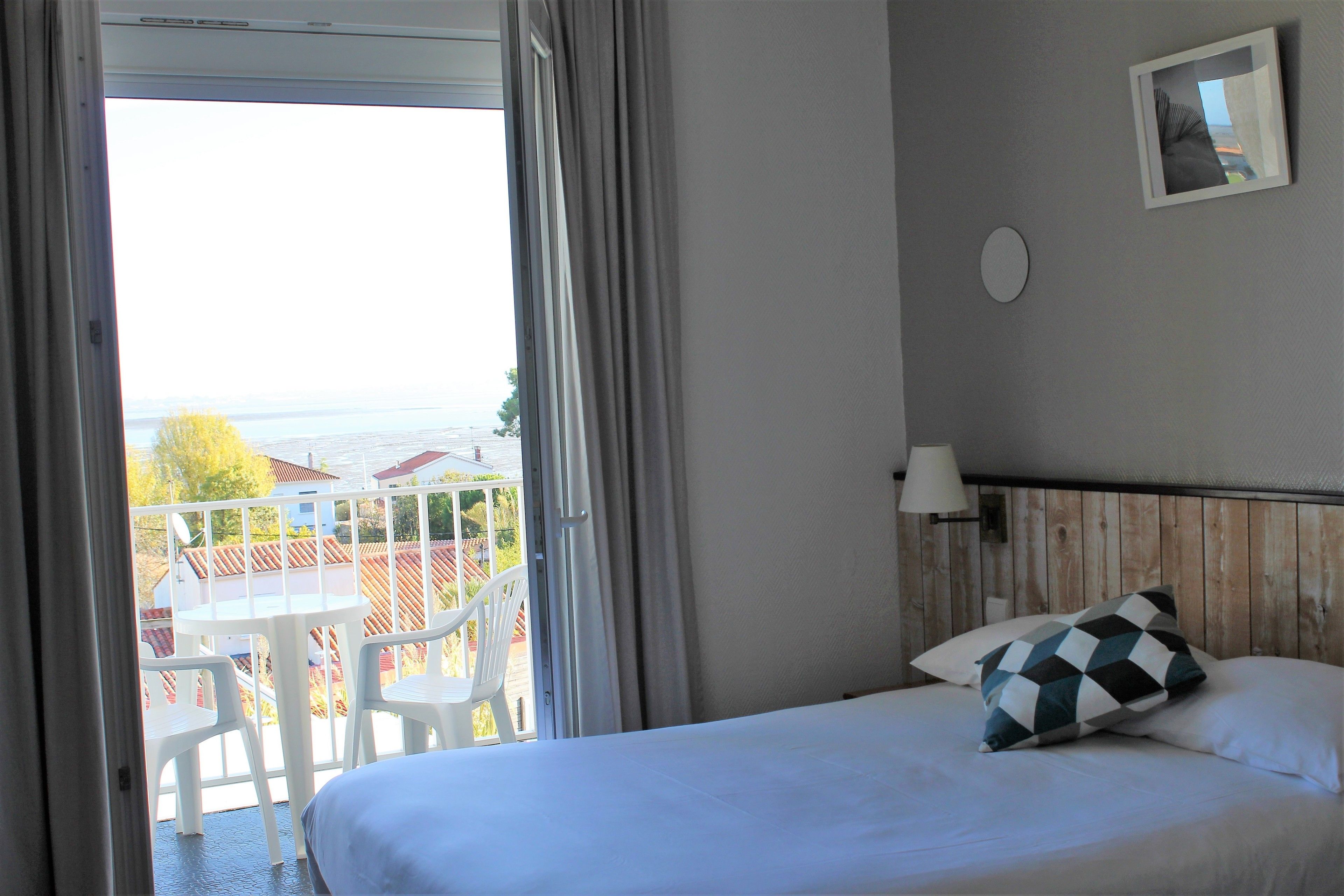 comfort double room, non smoking, sea view | beach/ocean view