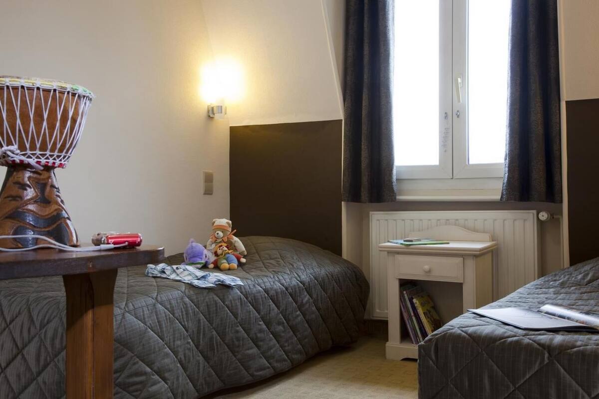 Standard Quadruple Room | Desk, soundproofing, iron/ironing board, free cots/infant beds