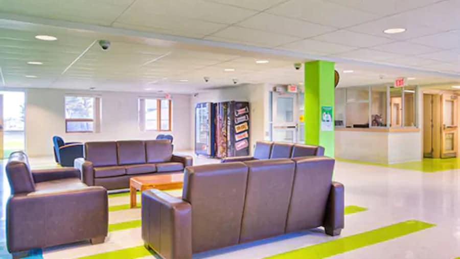 Residence & Conference Centre - Sudbury North