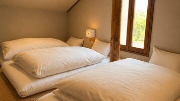 Premium bedding, down duvets, pillow-top beds, desk