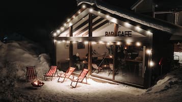 Bar (en la propiedad)