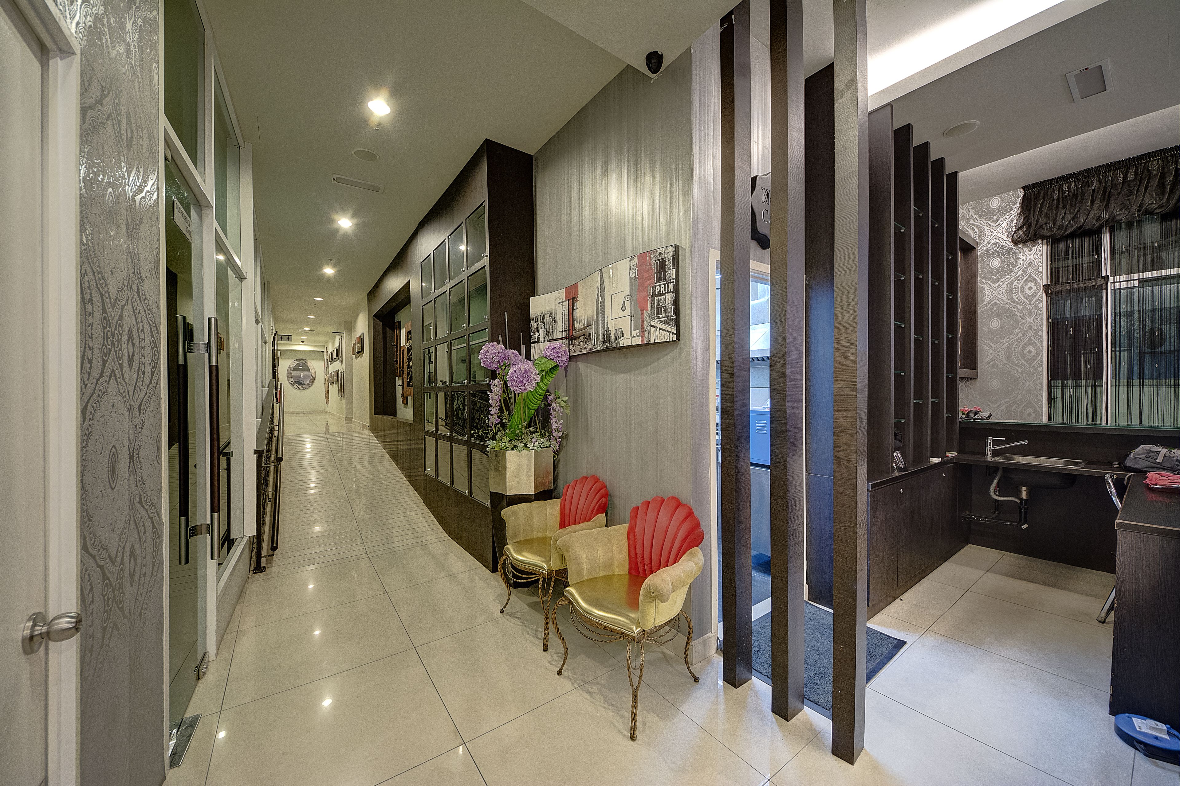 Photo - Arenaa Deluxe Hotel