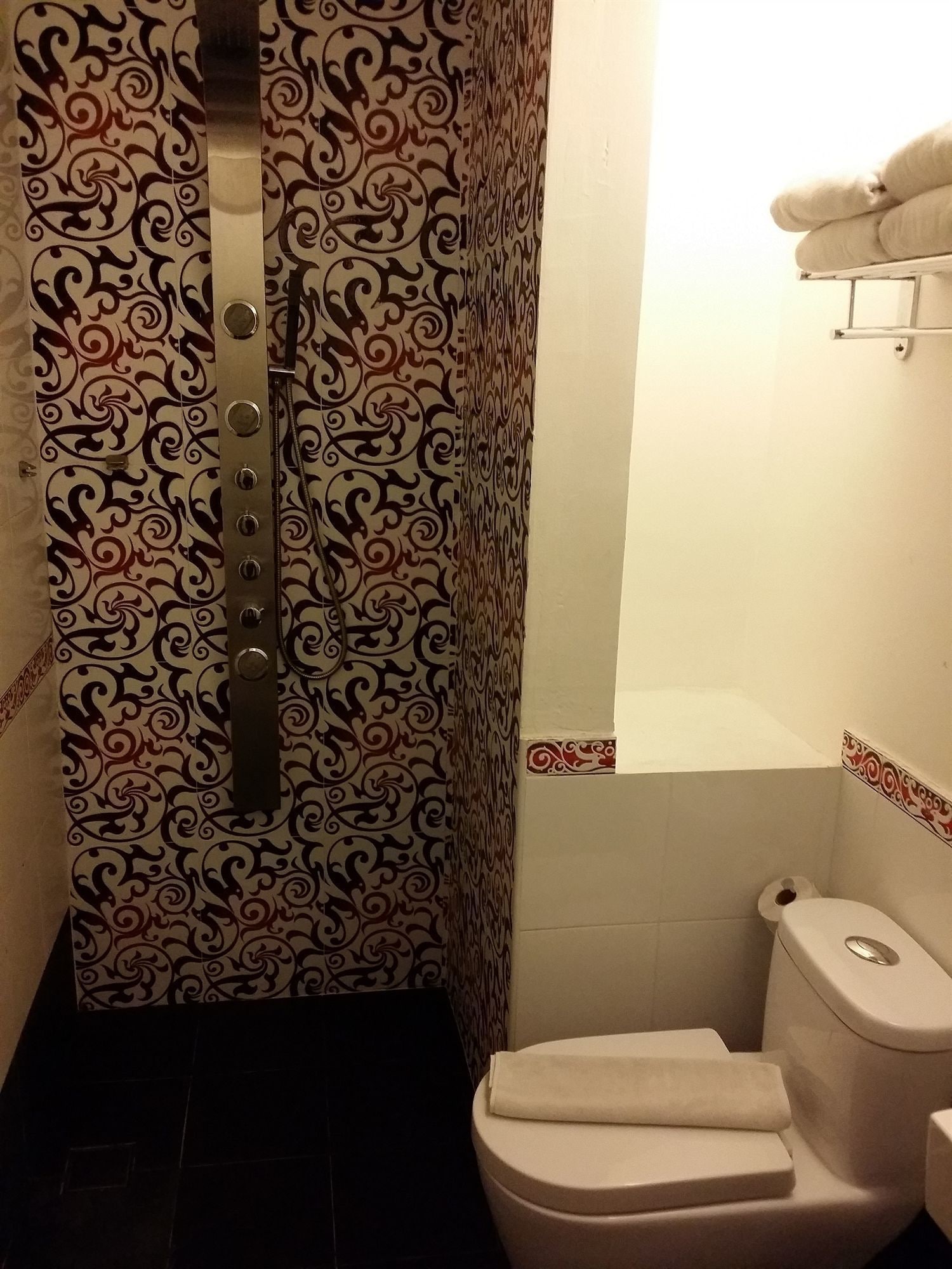 Photo - Arenaa Deluxe Hotel