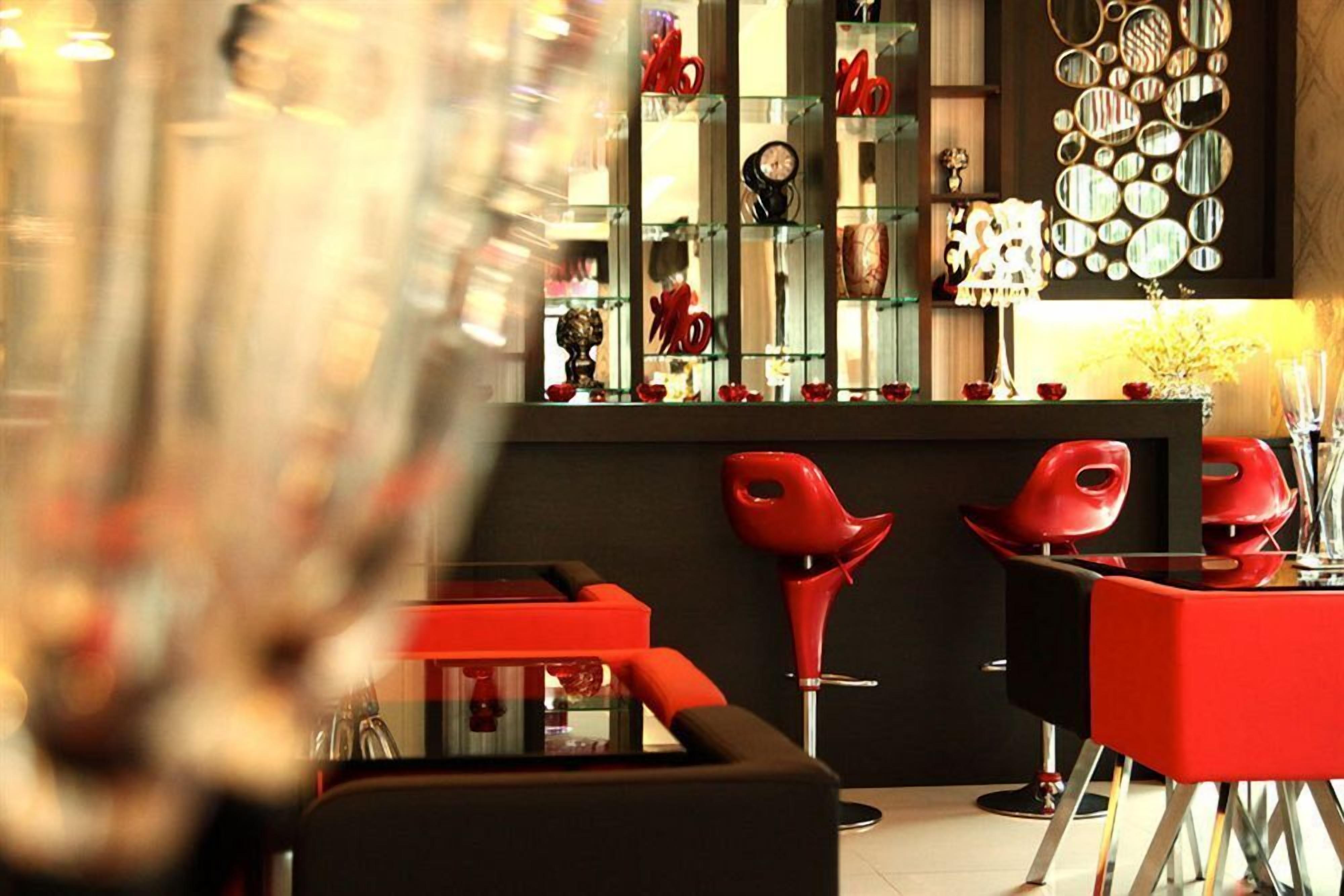 Photo - Arenaa Deluxe Hotel