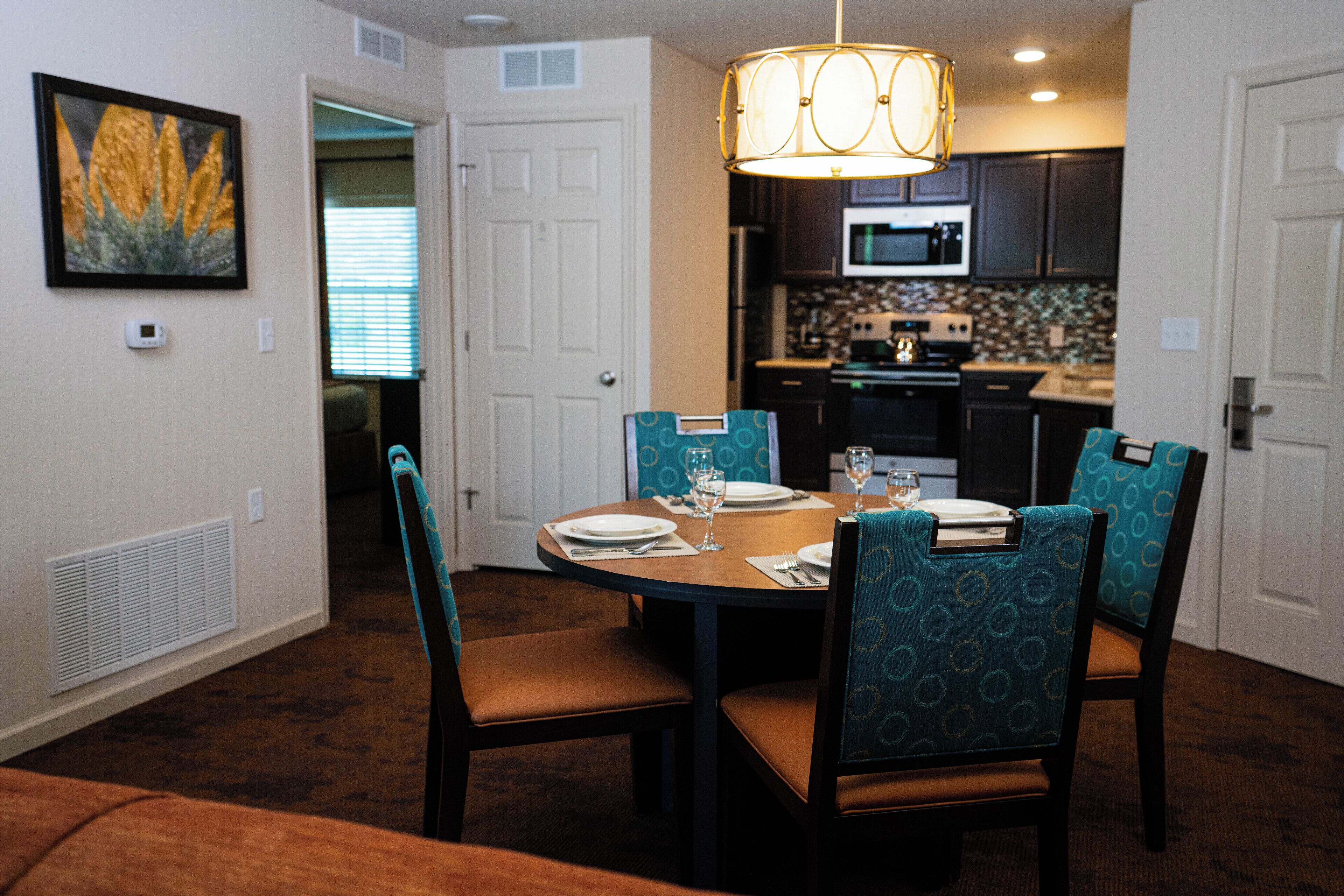 superior apartment, 1 bedroom | dining room