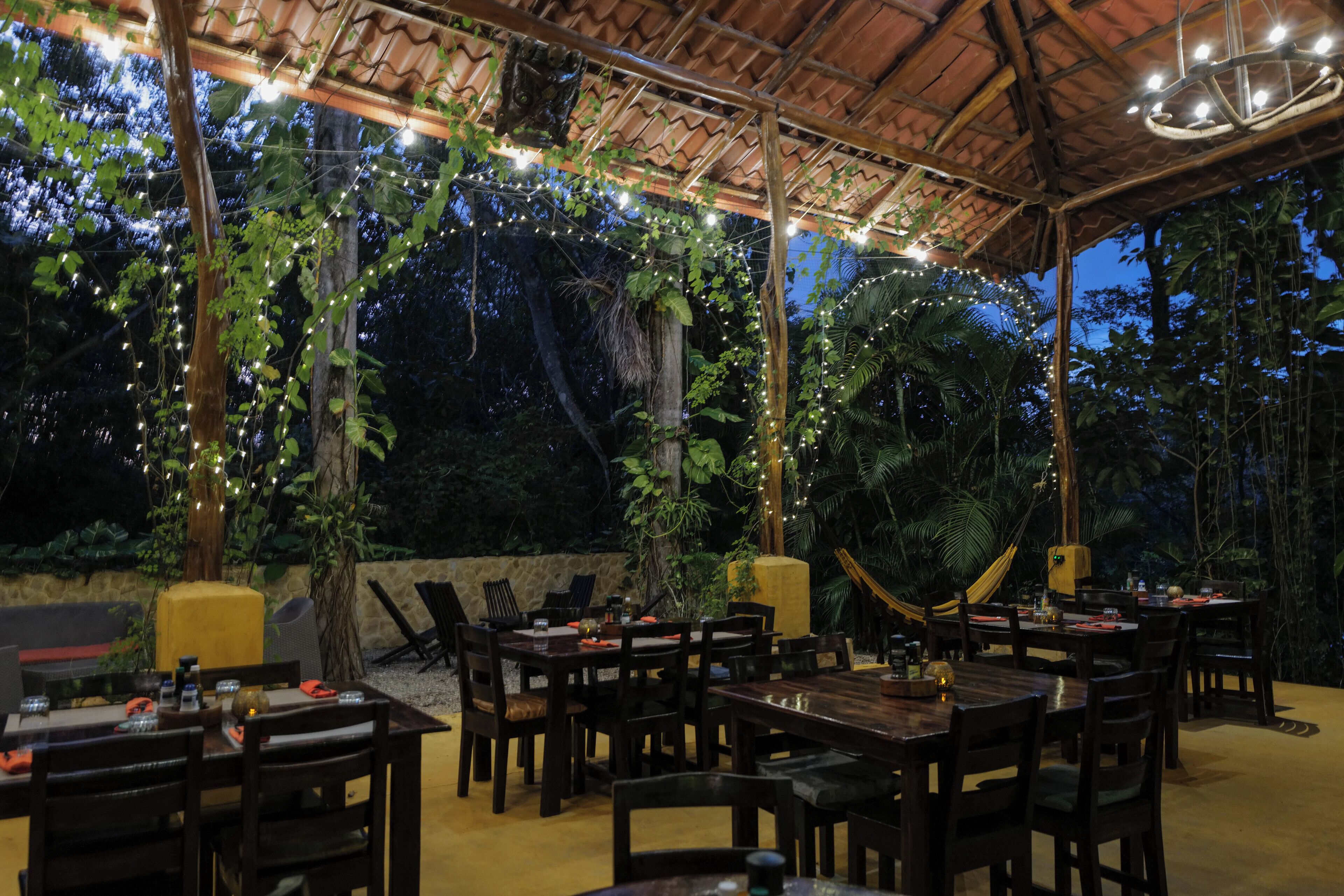 International cuisine, pool views 