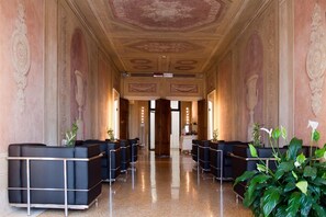 Immagine non classificata, 4 di 43, pulsante