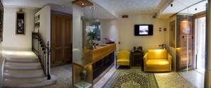 Lobby sitting area - Maison Spada (Venice)