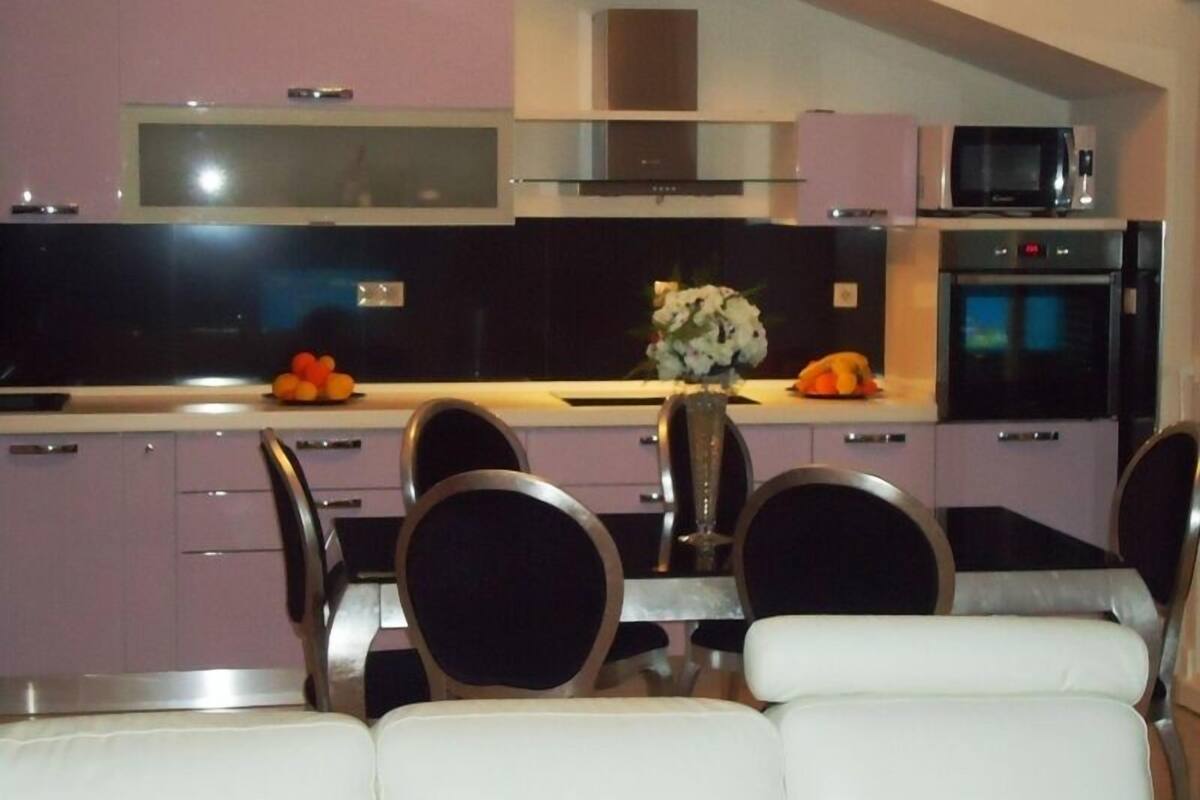 Superior Apartment, 2 Bedrooms, Sea View | Private kitchen