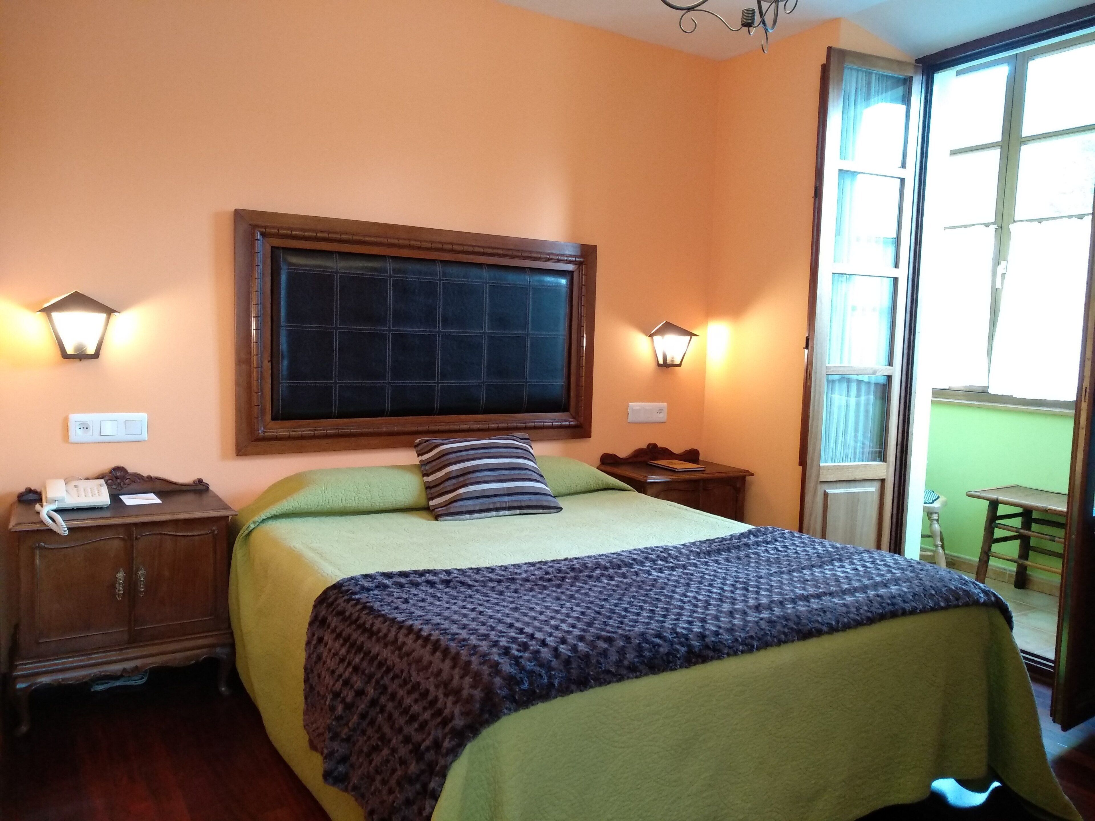 standard twin room | in-room safe, individually decorated, laptop workspace, free wifi