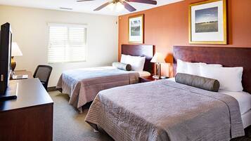 1 Schlafzimmer, hochwertige Bettwaren, Tempur-Pedic-Betten, Schreibtisch