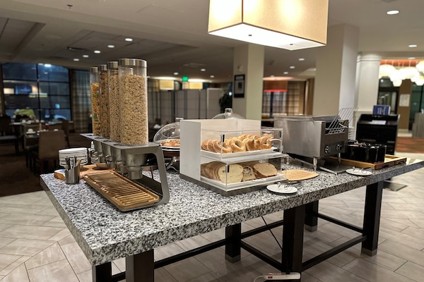 Daily full breakfast (USD 13.99 per person)