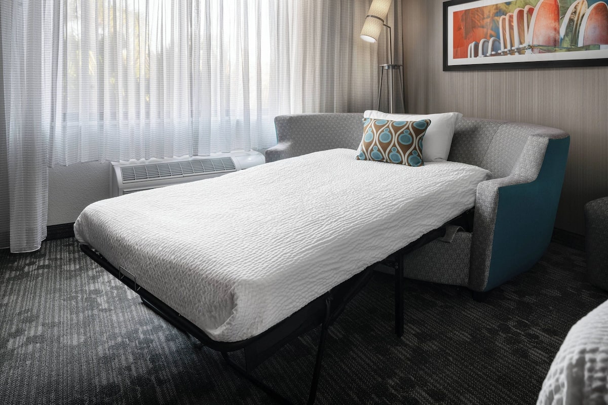 1 bedroom, premium bedding, desk, iron/ironing board