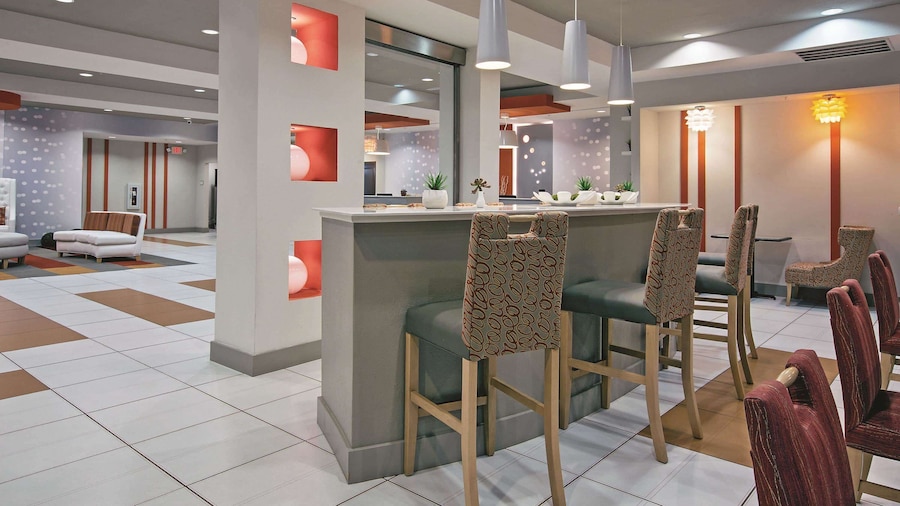 La Quinta Inn & Suites by Wyndham Harrisburg-Hershey