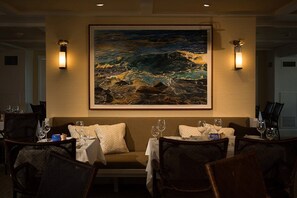 2 restaurants, serveren ontbijt, lunch, van boer tot bord-gerechten