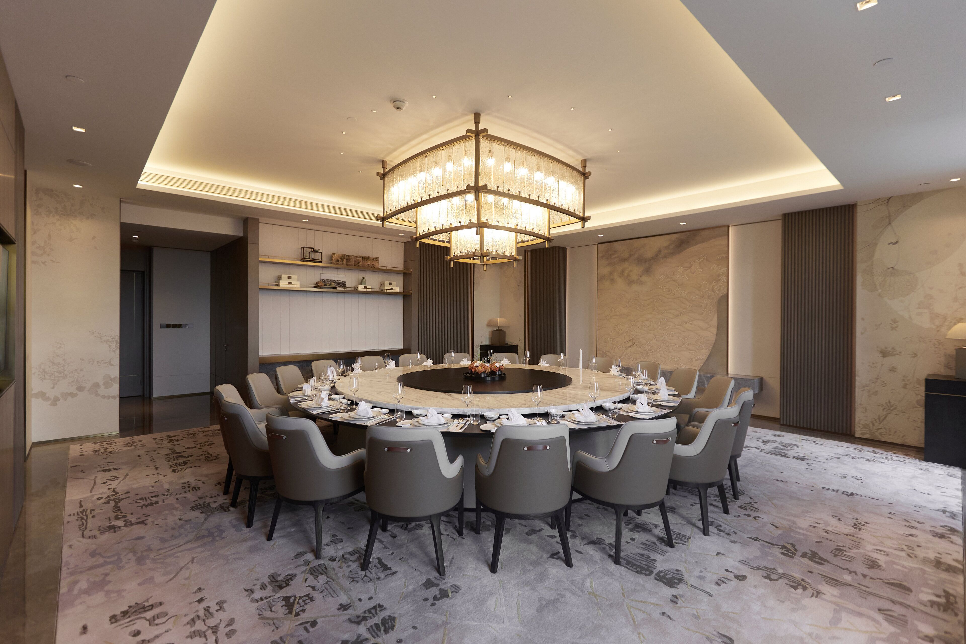 7 restaurants, breakfast, lunch served; local and international cuisine