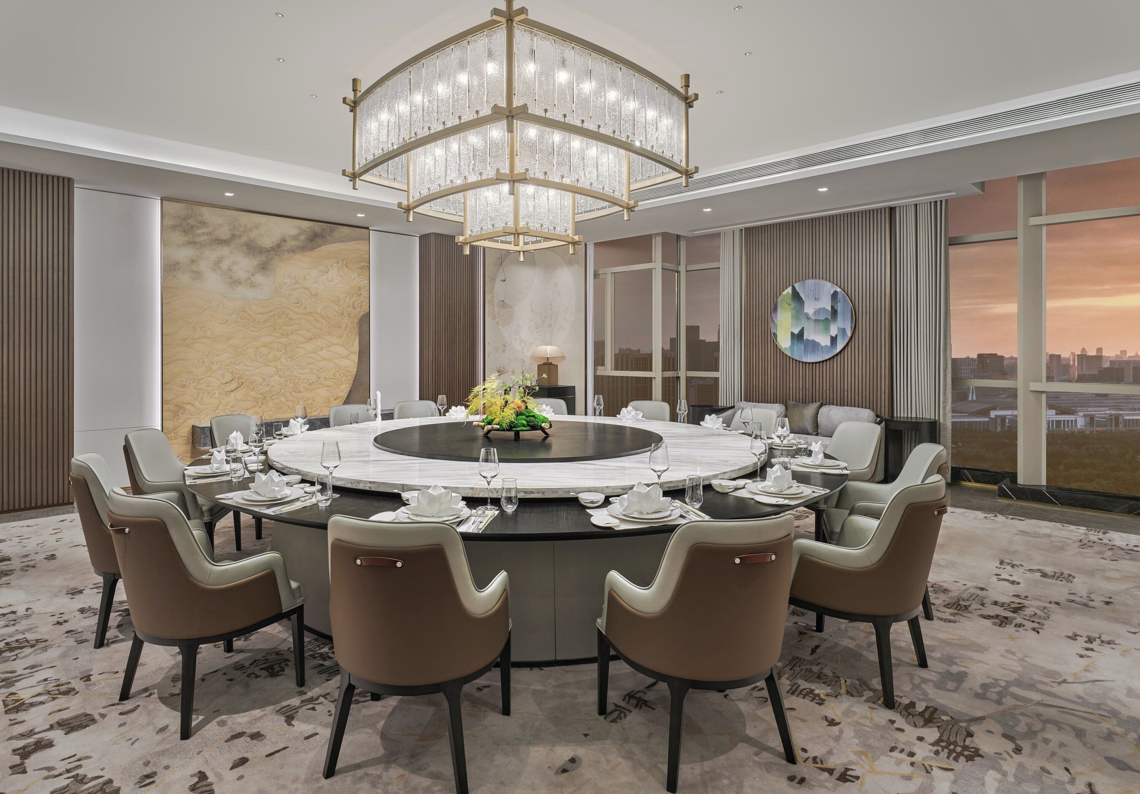 7 restaurants, breakfast, lunch served; local and international cuisine