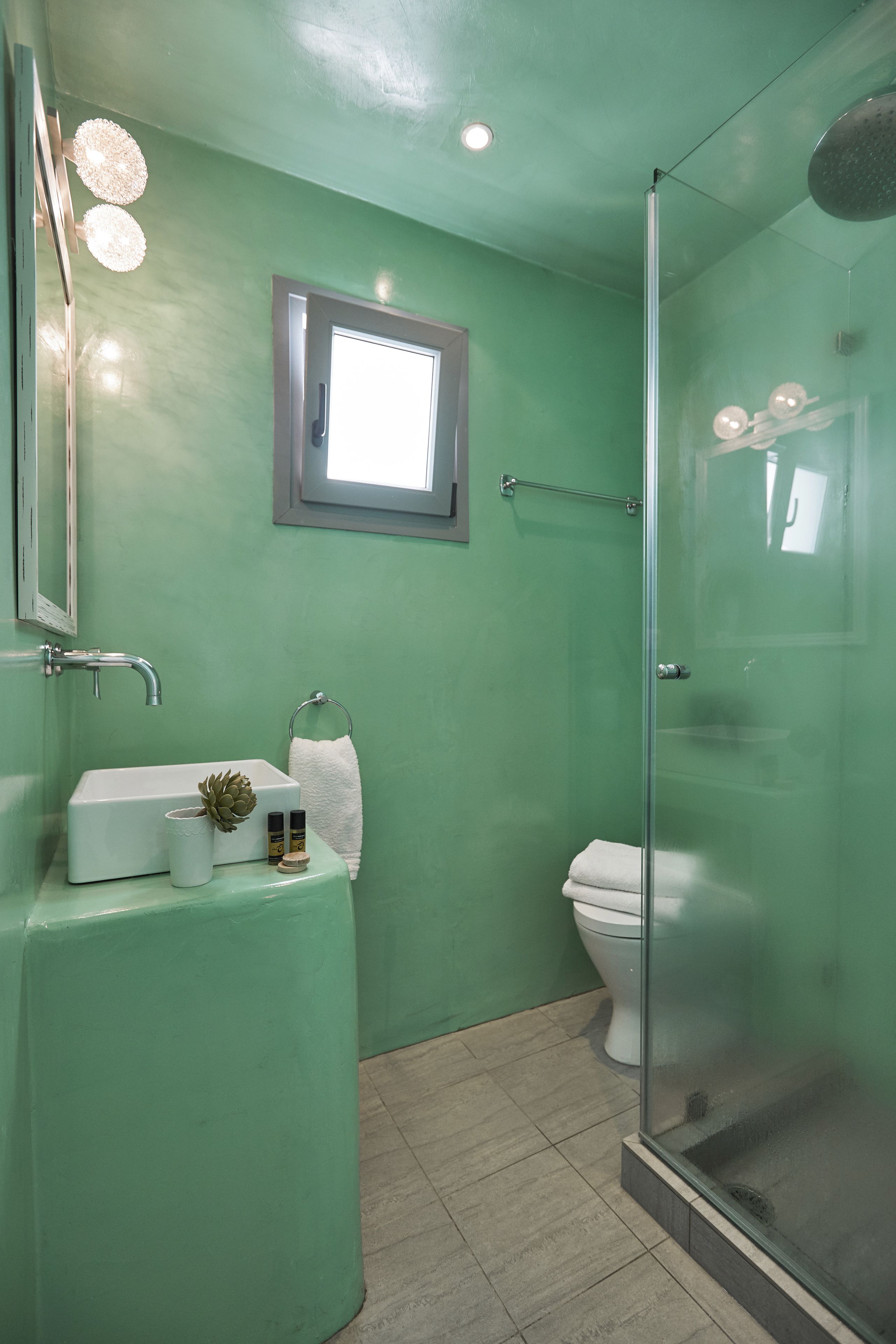 superior room | bathroom | shower, free toiletries, hair dryer, bathrobes