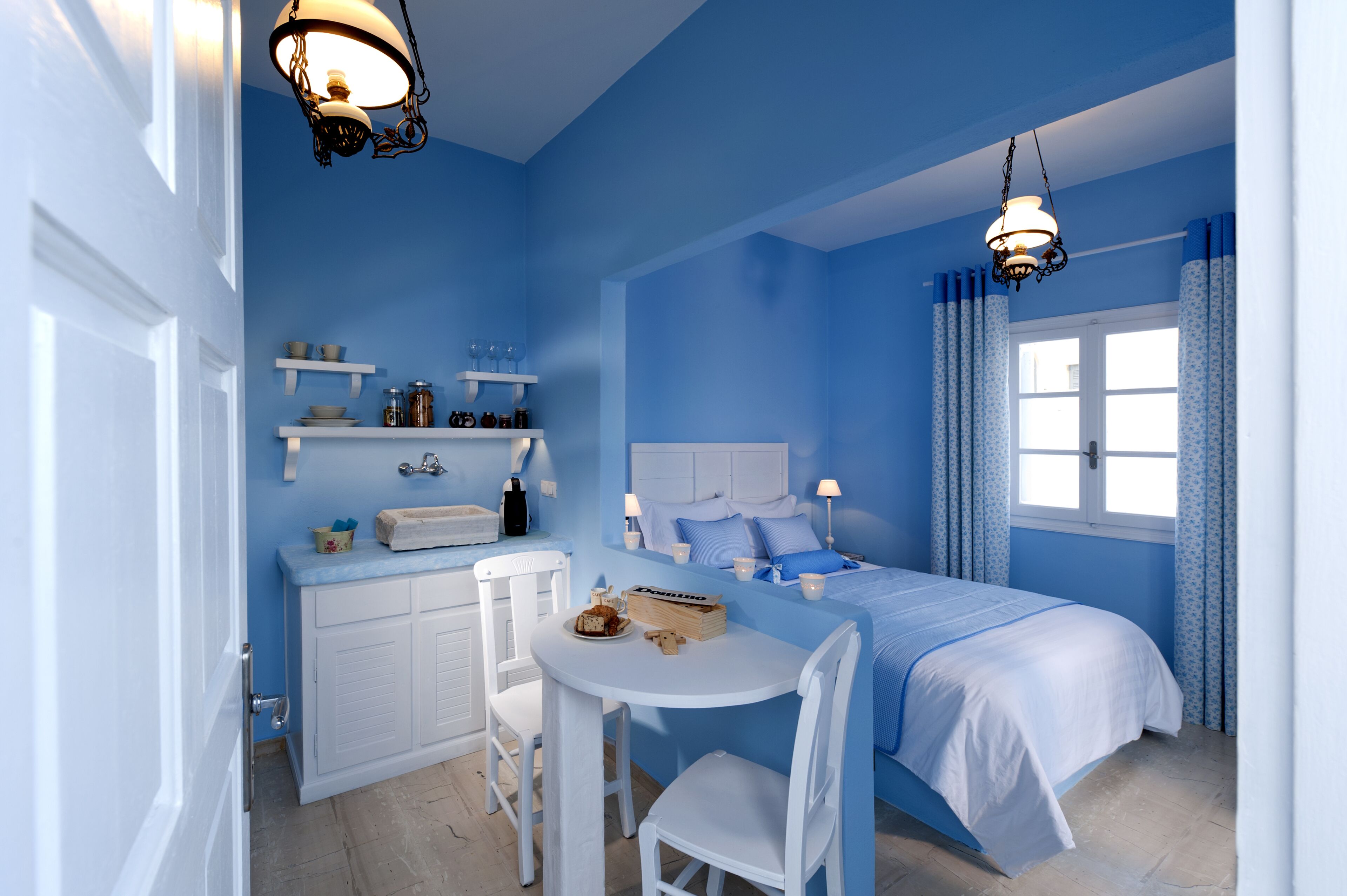 room | premium bedding, memory-foam beds, in-room safe, soundproofing