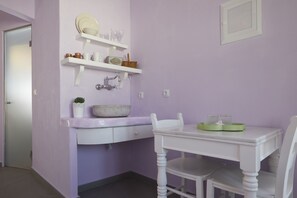 Living area - Senses Boutique Hotel (Santorini)