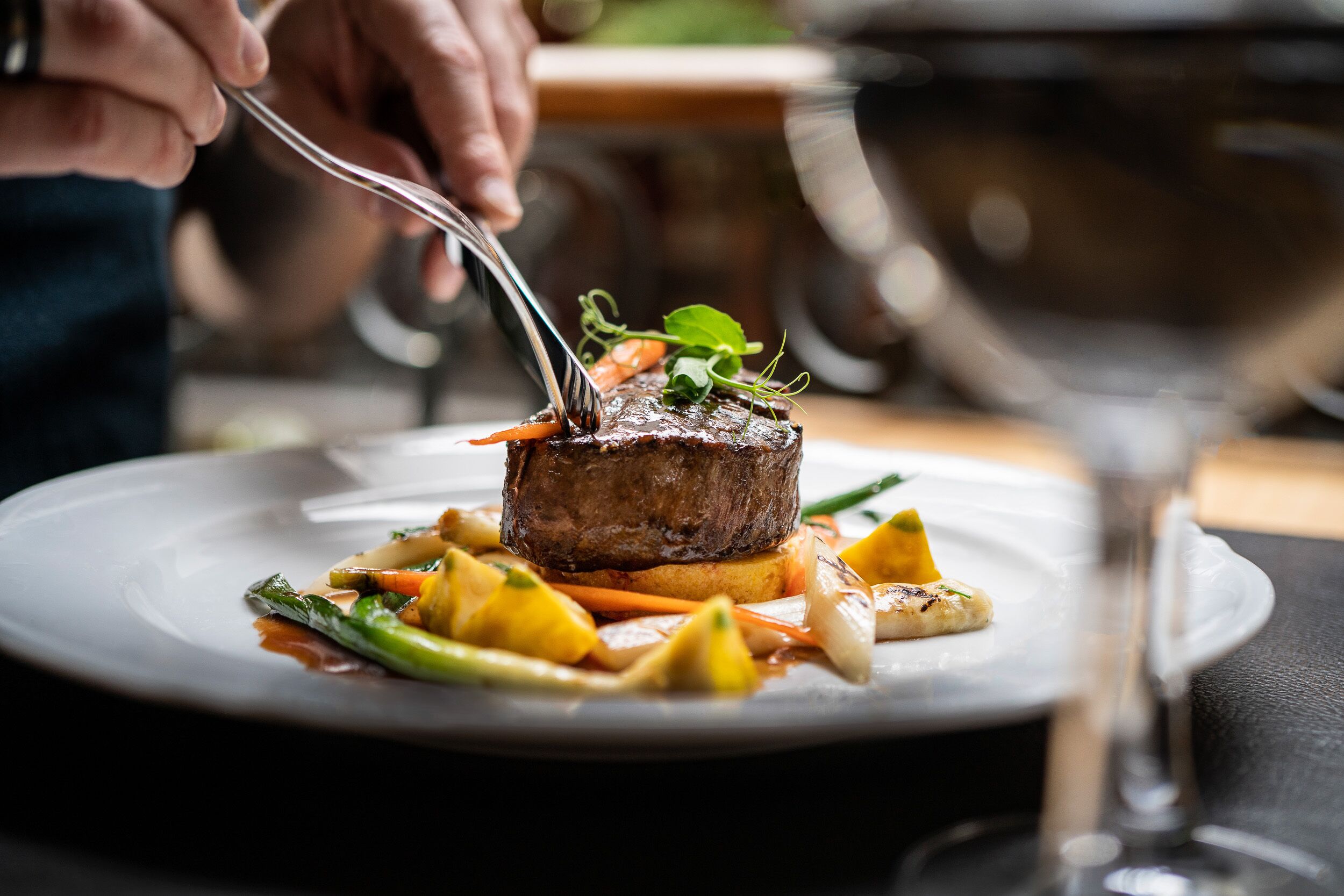 lunch and dinner served, regional cuisine