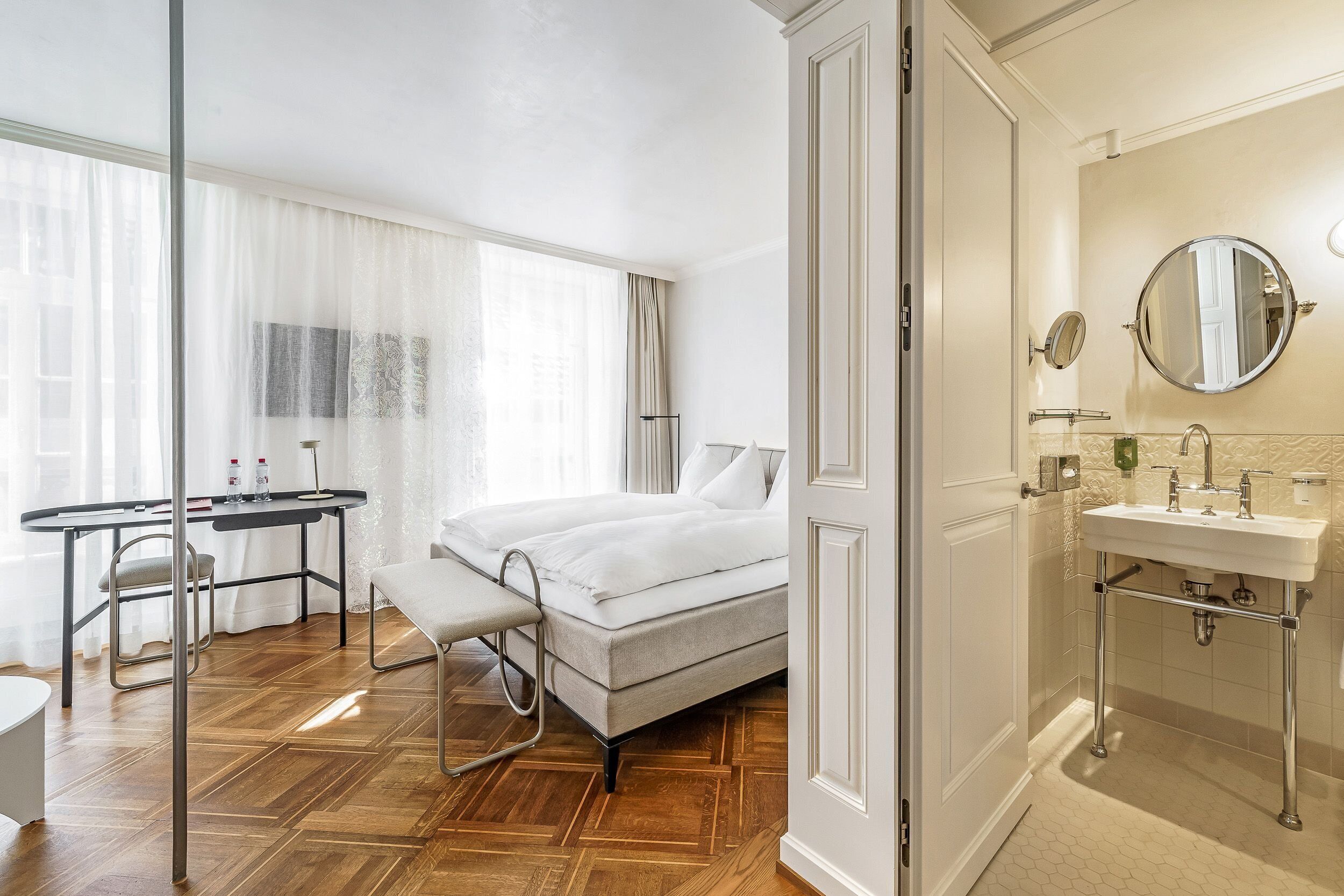 premium bedding, in-room safe, desk, soundproofing