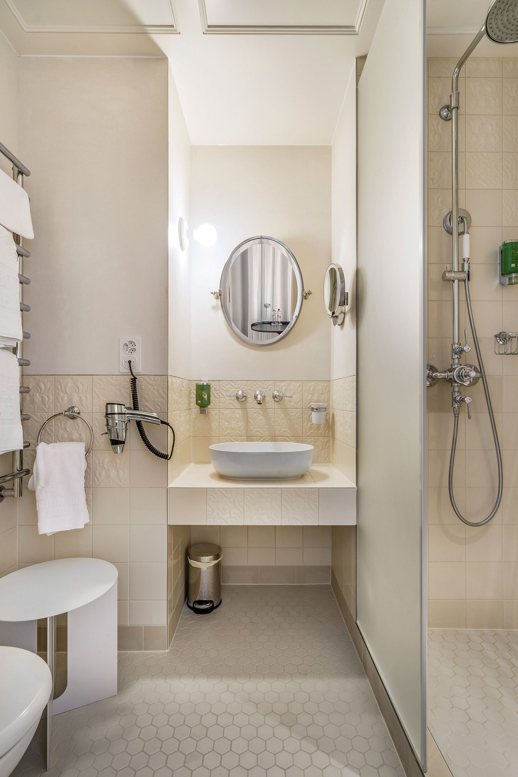 premium bedding, in-room safe, desk, soundproofing