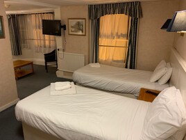 Double or Twin Room, Ensuite | 1 bedroom