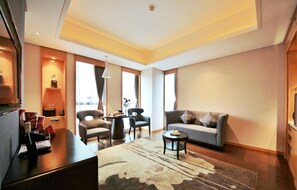 LIA! PLUS SUITE  | Premium bedding, down comforters, pillowtop beds, minibar - Lia Chengdu Hotel (Chengdu)