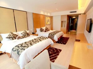 Premium bedding, minibar, in-room safe, desk - The Cumberland Boutique Hotel (Nanjing)