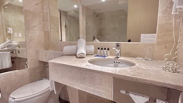 Free toiletries, hair dryer