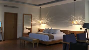 Suite Master con terraza con césped y jacuzzi | Cocina privada | Cafetera y tetera