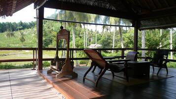 Casa de campo (Rice Field Cottage) | Balcón