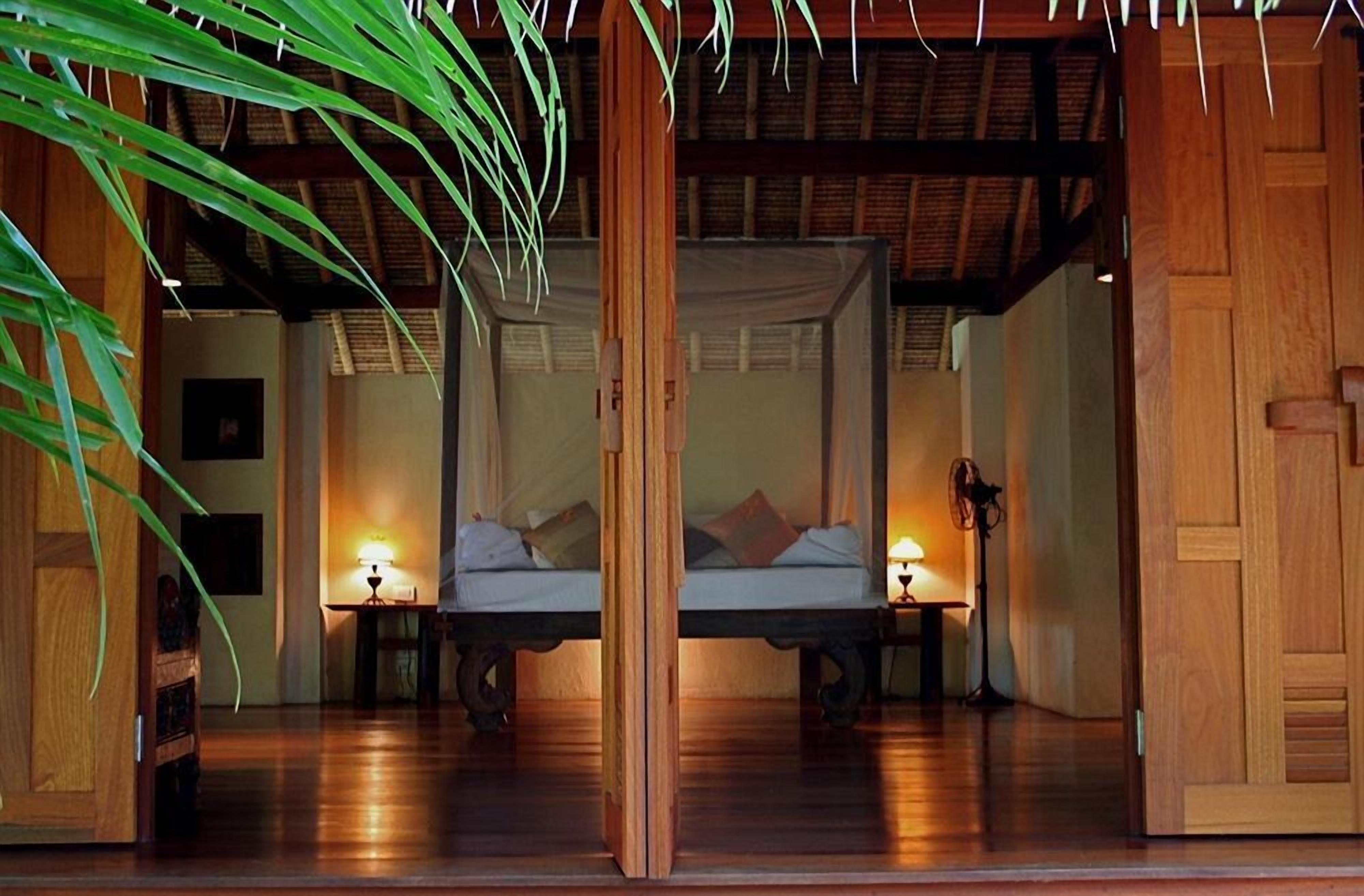 Beach Suite | Premium bedding, minibar, in-room safe, individually decorated