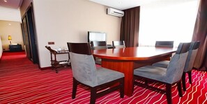 Luxury Suite | Meeting facility - Manhattan Hotel Astana (Astana)