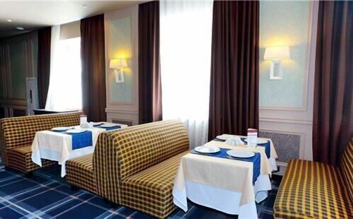 Manhattan Hotel Astana