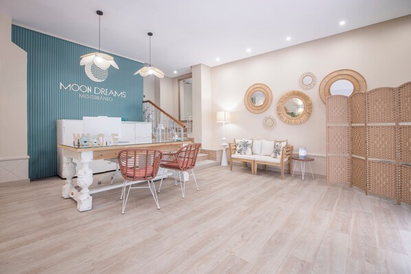 Reception - Moon Dreams Mediterraneo (Torremolinos)