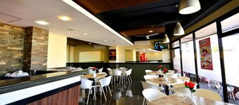 Express Inn - Mactan Hotel