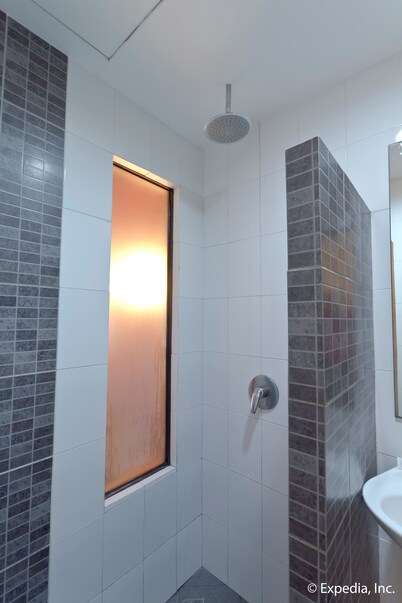 Express Inn - Mactan Hotel