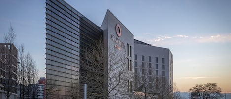 Junior Suite | Front of property