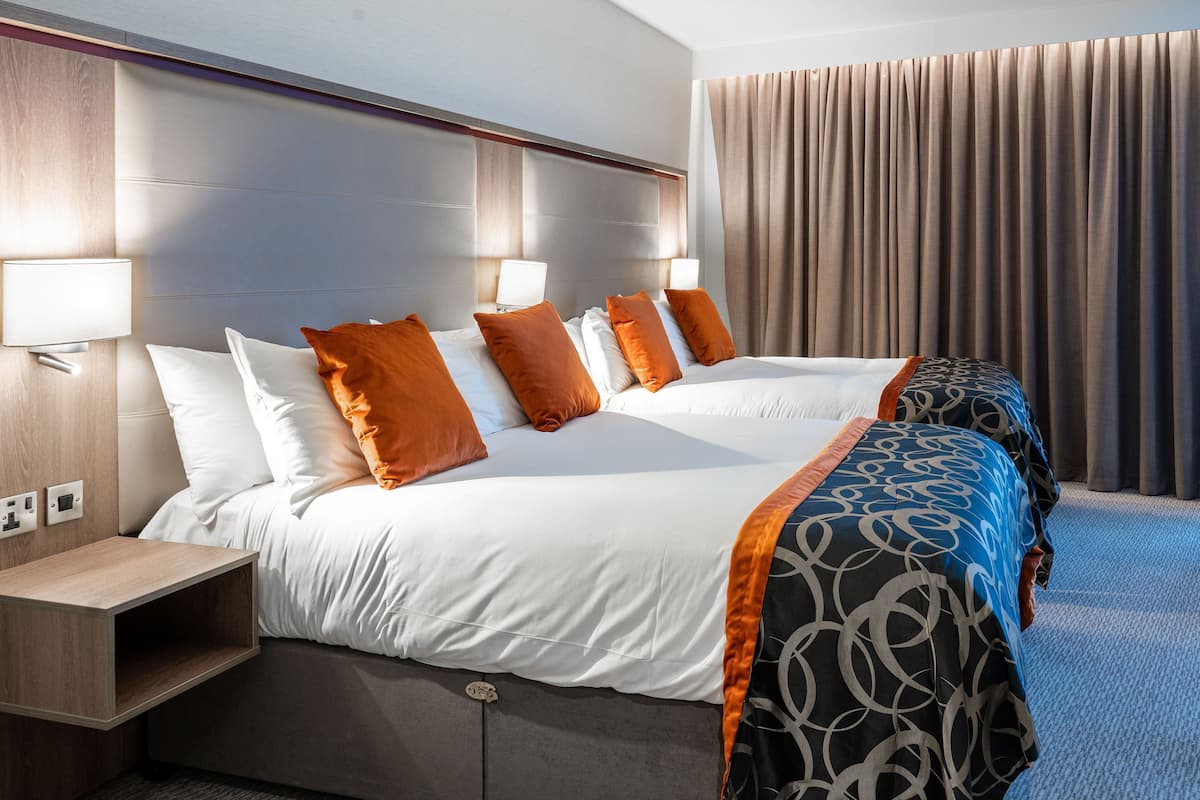 Literie de qualité, coffre-fort pour ordinateur portable, bureau