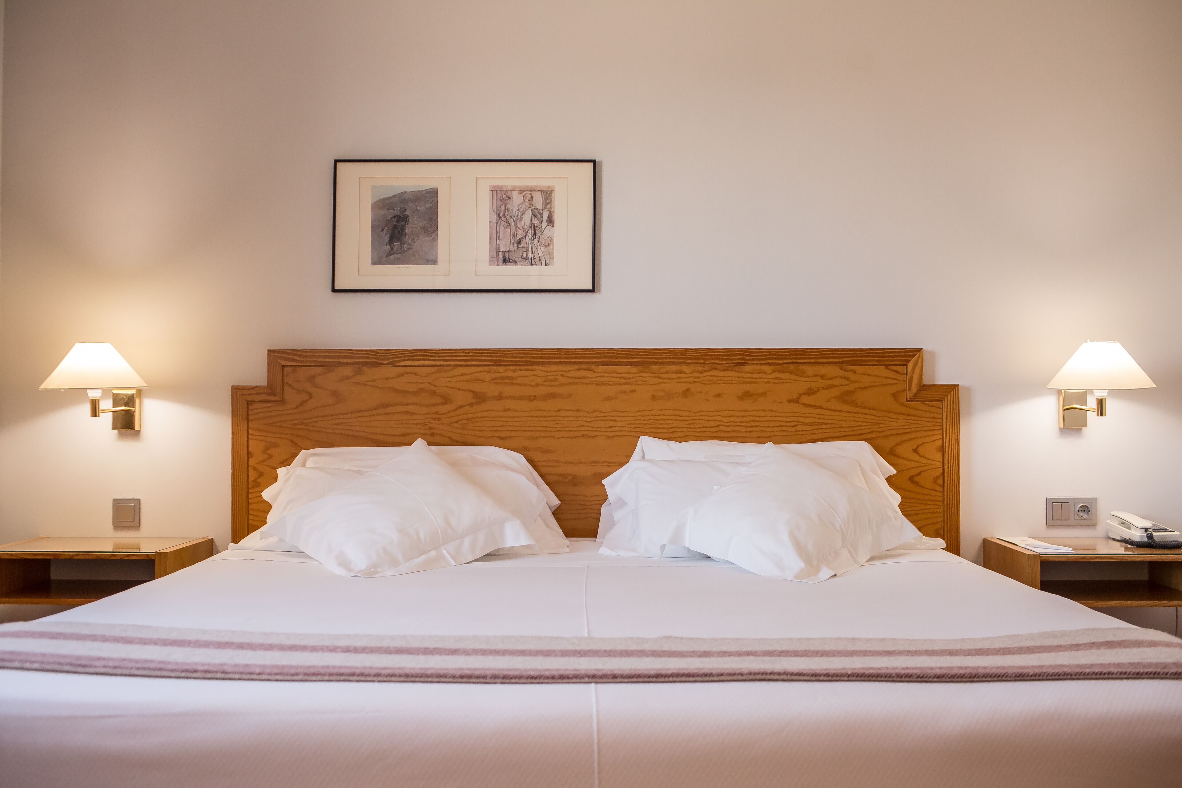 twin room | premium bedding, minibar, in-room safe, desk