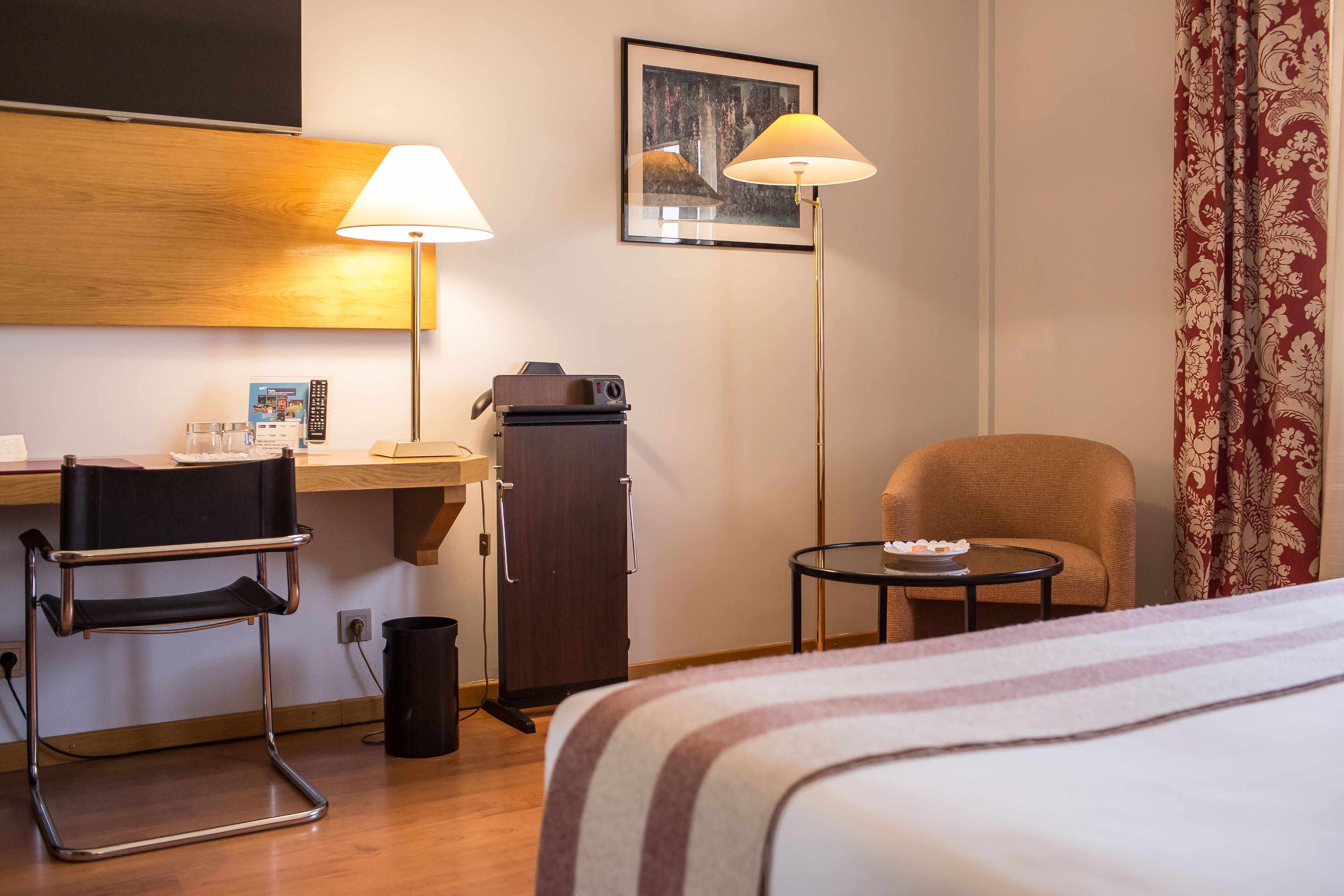 Twin Room | Premium bedding, minibar, in-room safe, desk